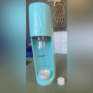 SodaStream Fizzi Soda Maker Starter Pack - Icy Blue
